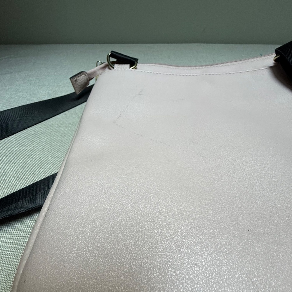 Juicy Couture Crossbody Purse Pink Black Faux Leather Logo Strap Messenger - Picture 13 of 14